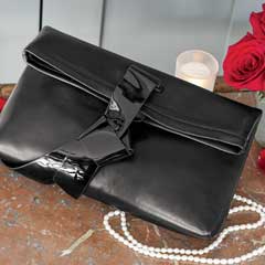 La Dame Clutch Image 1