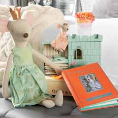 Mouse Princess Play Set & Storybook Image 1
