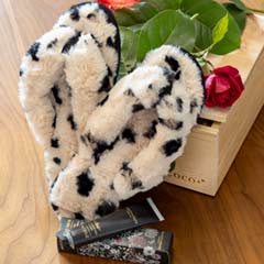 Leopard Slippers & Lotion Image 2