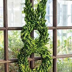Spring Boxwood Bunny Wreath Image 1