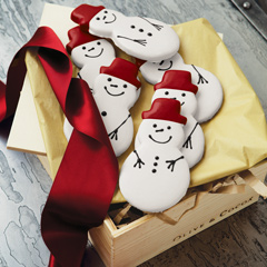 Twelve Snowman Cookies Image 1