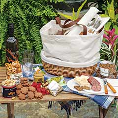 Gourmet Picnic & Basket Image 1