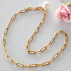 Pearl & Chain Link Necklace Image 1