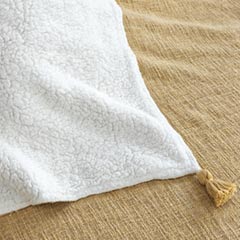 Hudson Throw Image 3