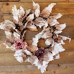 Vintage Leaf Wreath Image 1