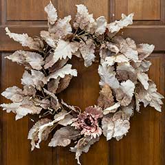 Vintage Leaf Wreath Image 3