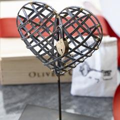 Artisan Heart Sculpture & Locks Image 2