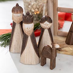 Artisan Nativity Set Image 3