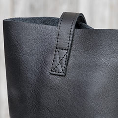Jett Leather Tote Image 5
