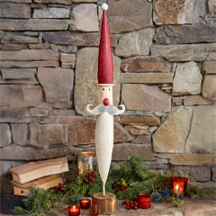Artisan Santa Sculpture Image 1